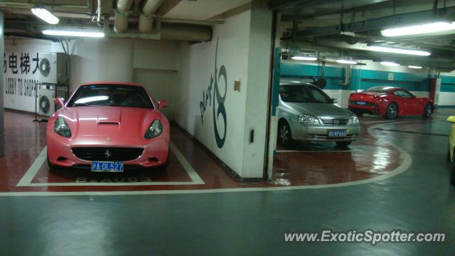 Ferrari California spotted in SHANGHAI, China