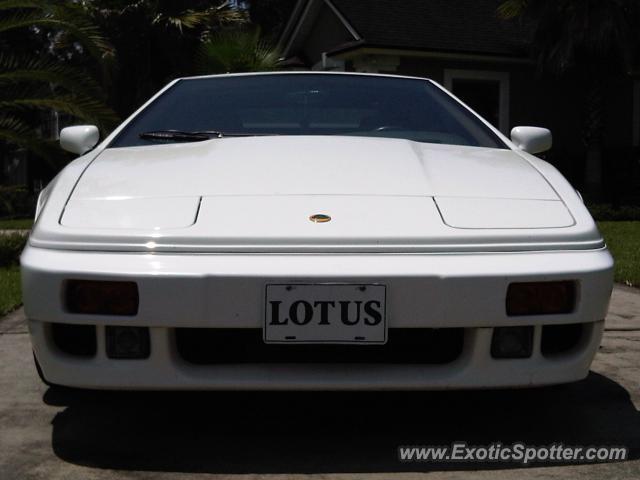 Lotus Esprit spotted in Jacksonville, Florida