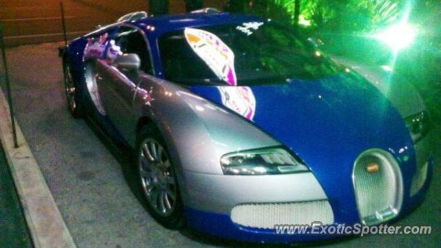 Bugatti Veyron spotted in Beirut, Lebanon