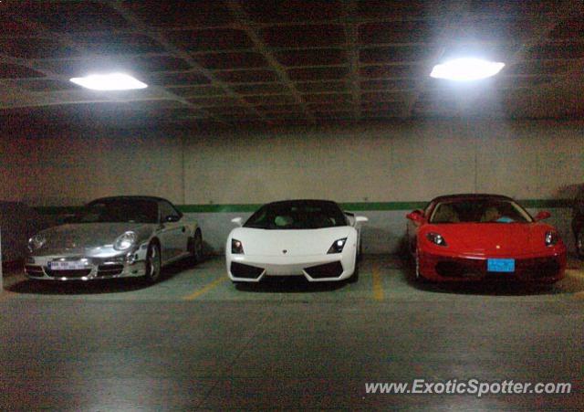 Lamborghini Gallardo spotted in Beirut, Lebanon