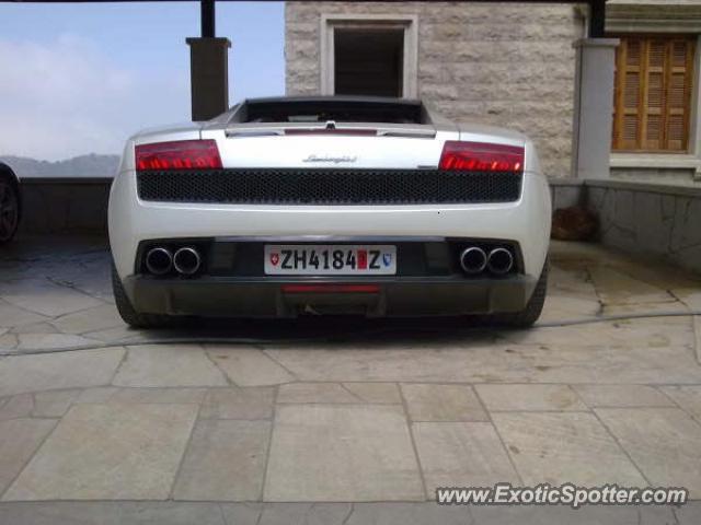 Lamborghini Gallardo spotted in Beirut, Lebanon
