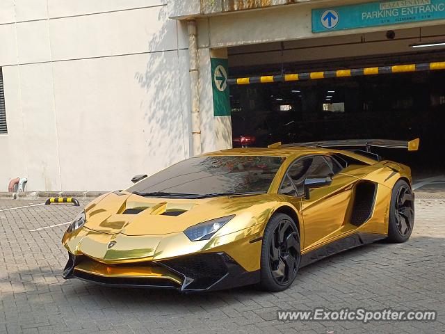 Lamborghini Aventador spotted in Jakarta, Indonesia