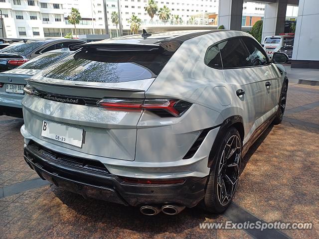Lamborghini Urus spotted in Jakarta, Indonesia