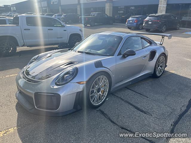 Porsche 911 GT2 spotted in Edmonton, Canada