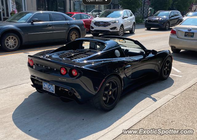 Lotus Elise spotted in Birmingham, Michigan