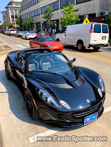 Lotus Elise spotted in Birmingham, Michigan