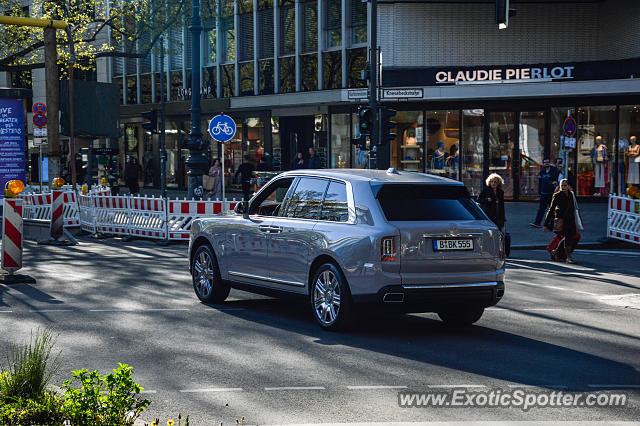 Rolls-Royce Cullinan spotted in Berlin, Germany