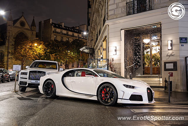 Bugatti Chiron spotted in Paris, France