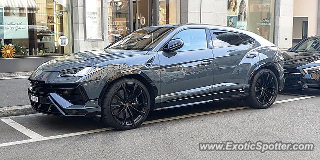 Lamborghini Urus spotted in Zurich, Switzerland