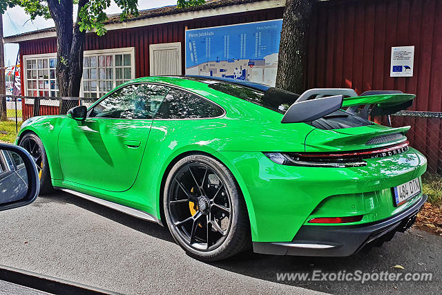 Porsche 911 GT3 spotted in Pärnu, Estonia