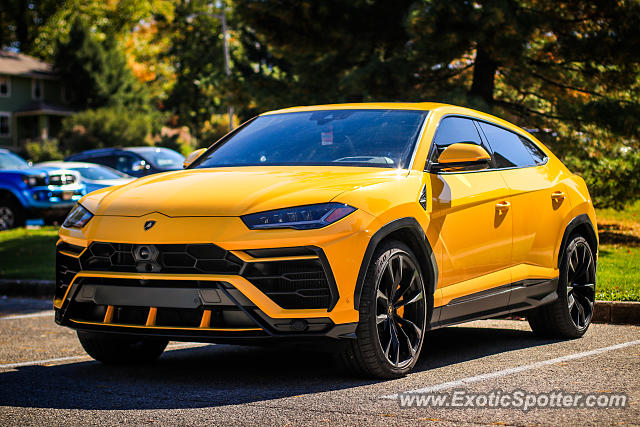 Lamborghini Urus spotted in Bloomington, Indiana
