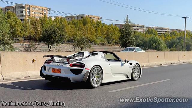 Porsche 918 Spyder spotted in Santiago, Chile
