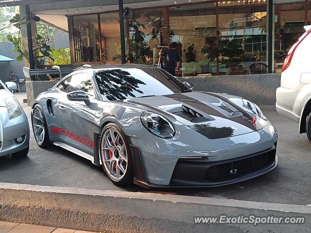 Porsche 911 GT3 spotted in Jakarta, Indonesia