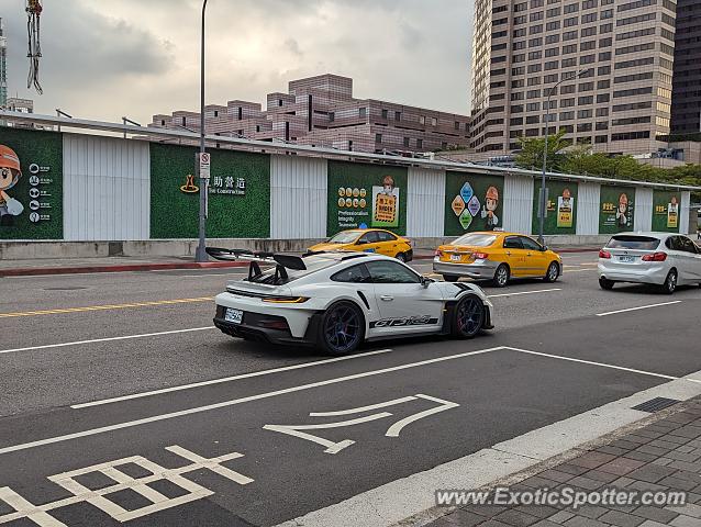 Porsche 911 GT3 spotted in Taipei, Taiwan