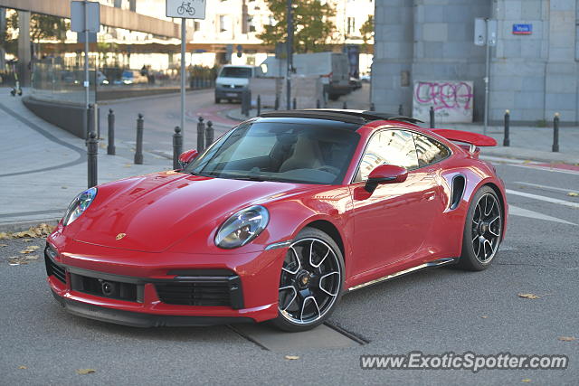 Porsche 911 Turbo spotted in Warsaw, Poland