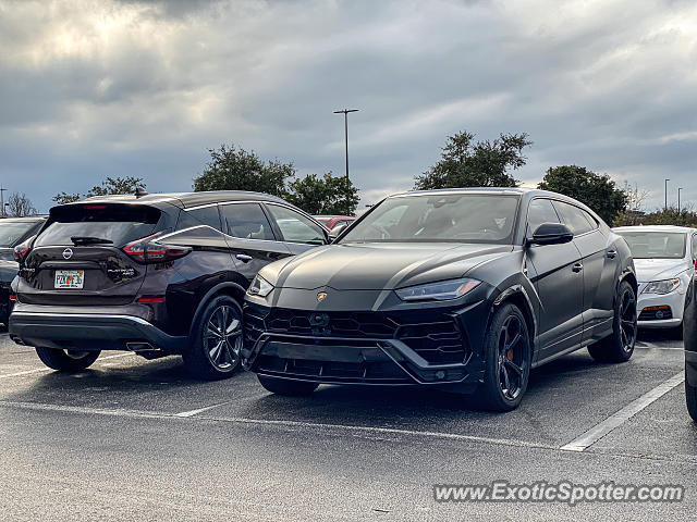 Lamborghini Urus spotted in Jacksonville, Florida