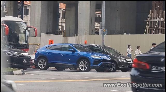 Lamborghini Urus spotted in Singapore, Singapore