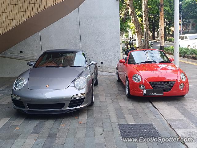 Porsche 911 spotted in Jakarta, Indonesia