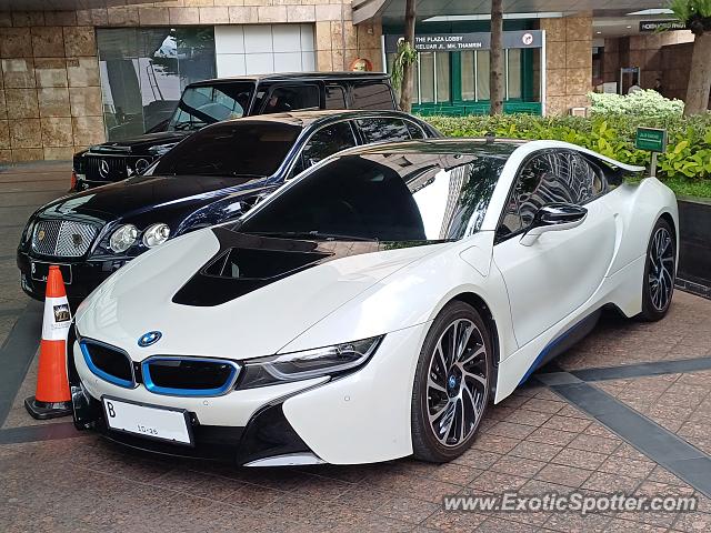 BMW I8 spotted in Jakarta, Indonesia