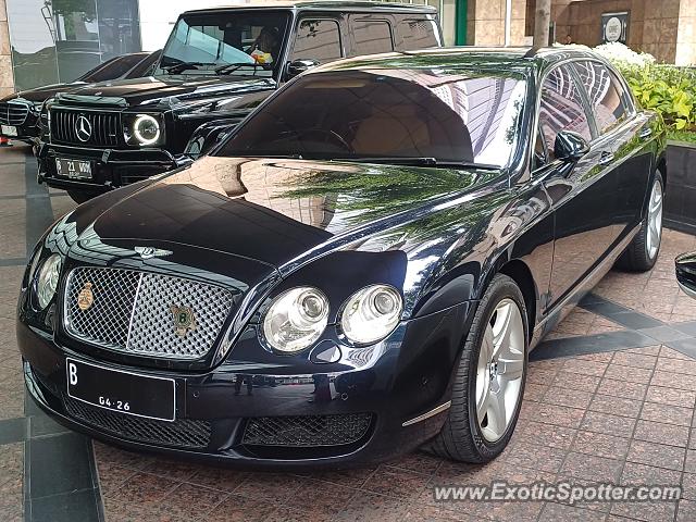 Bentley Flying Spur spotted in Jakarta, Indonesia