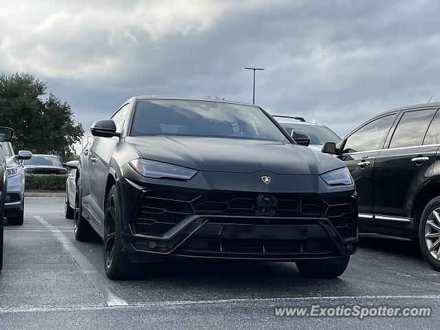 Lamborghini Urus spotted in Jacksonville, Florida