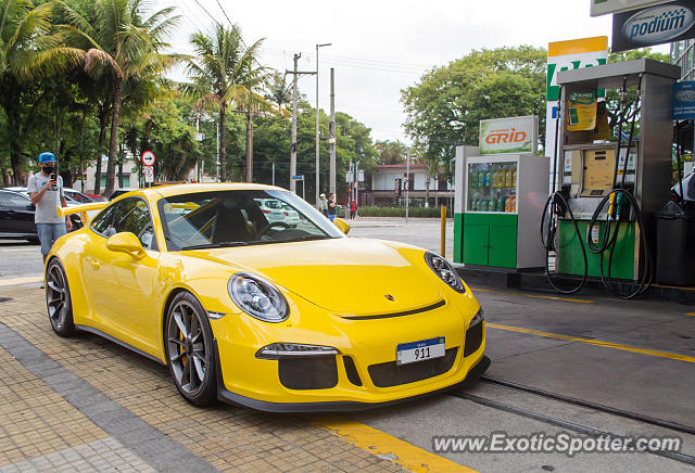 Porsche 911 GT3 spotted in São Paulo, SP, Brazil