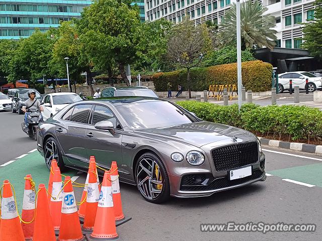 Bentley Flying Spur spotted in Jakarta, Indonesia