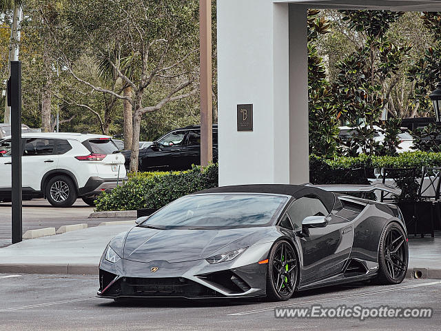 Lamborghini Huracan spotted in Naples, Florida