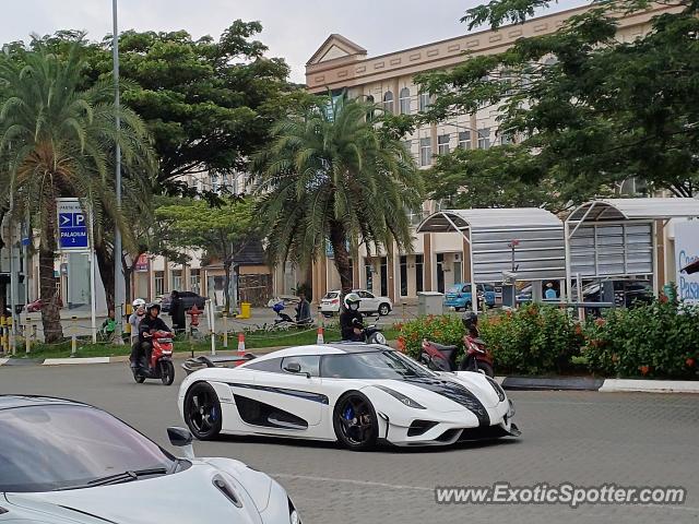 Koenigsegg Regera spotted in Jakarta, Indonesia