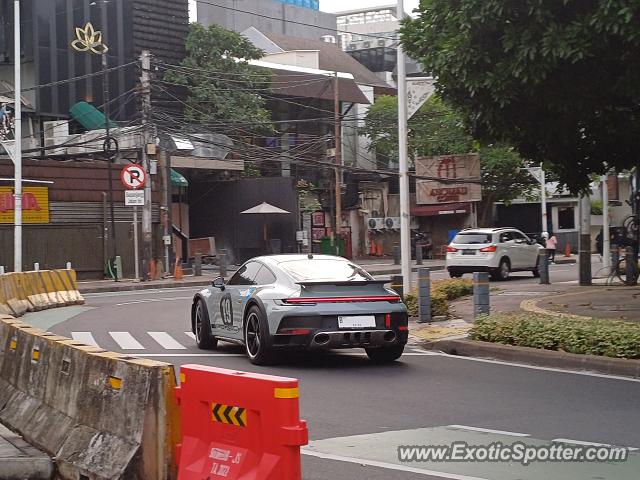 Porsche 911 spotted in Jakarta, Indonesia