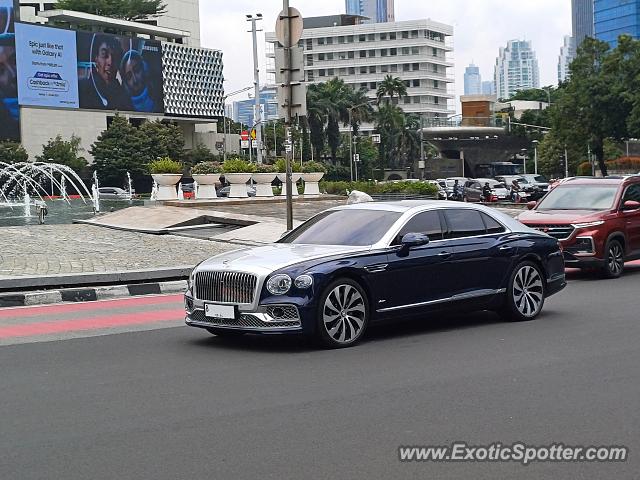 Bentley Flying Spur spotted in Jakarta, Indonesia