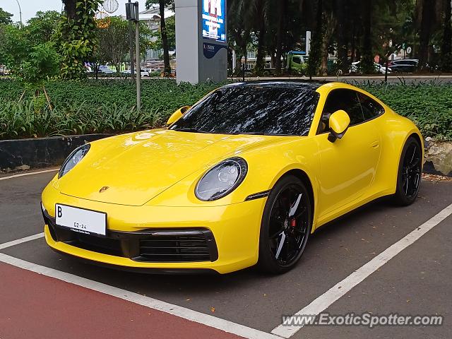 Porsche 911 spotted in Tangerang, Indonesia