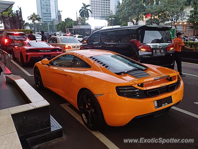 Mclaren MP4-12C spotted in Jakarta, Indonesia