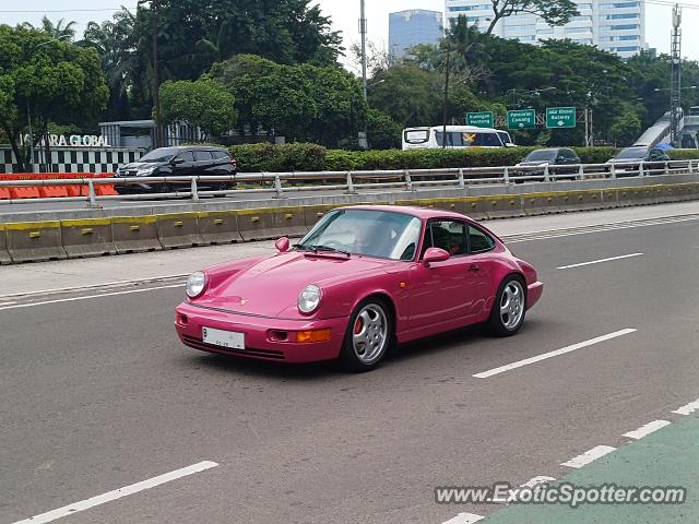 Porsche 911 spotted in Jakarta, Indonesia