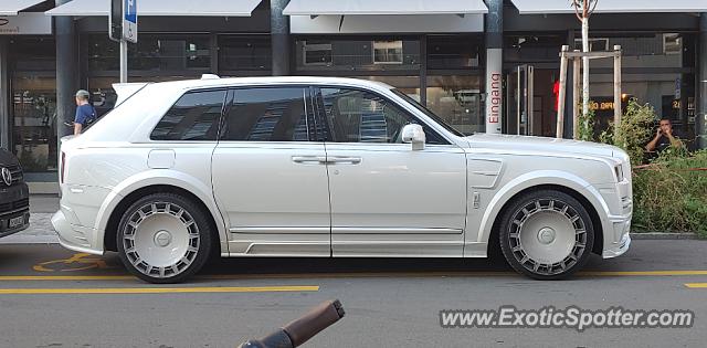 Rolls-Royce Cullinan spotted in Zürich, Switzerland