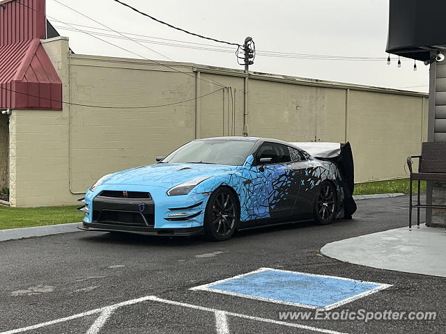 Nissan GT-R spotted in Pigeon Forge, Tennessee