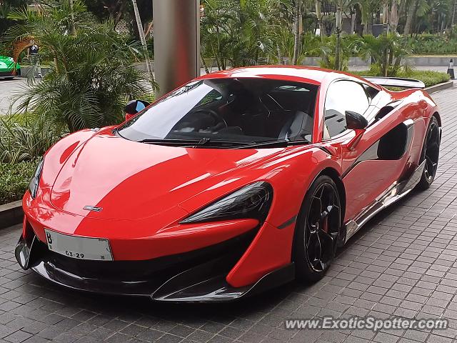 Mclaren 600LT spotted in Jakarta, Indonesia