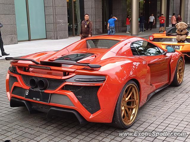 Mclaren MP4-12C spotted in Jakarta, Indonesia