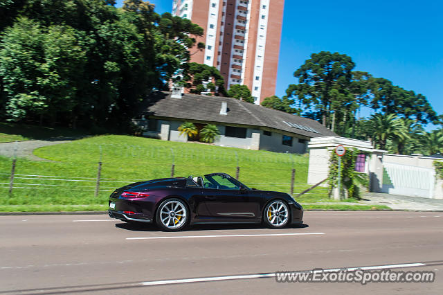Porsche 911 spotted in Curitiba, PR, Brazil