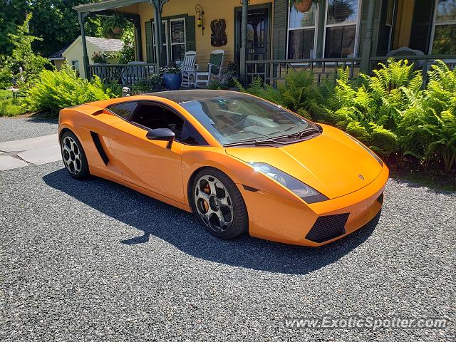 Lamborghini Gallardo spotted in Bar Harbor, Maine