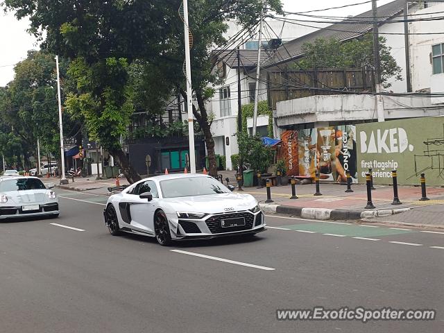Audi R8 spotted in Jakarta, Indonesia