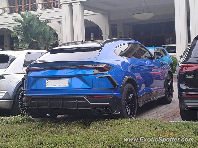 Lamborghini Urus spotted in Jakarta, Indonesia