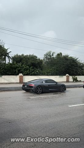 Audi R8 spotted in Palm beach, Florida