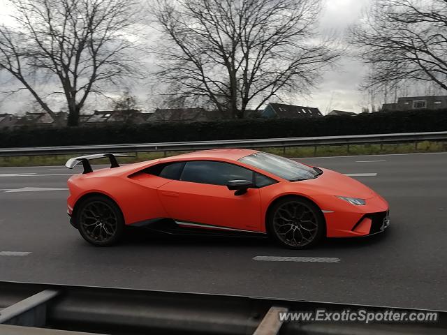 Lamborghini Huracan spotted in Papendrecht, Netherlands