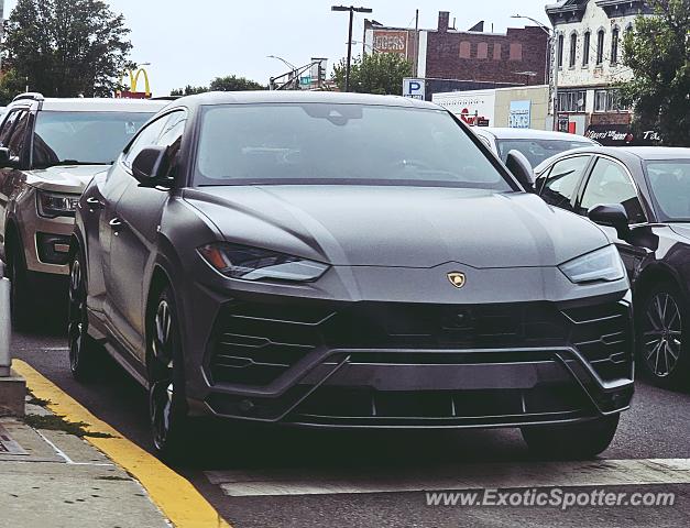 Lamborghini Urus spotted in Jersey City, New Jersey