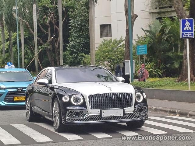Bentley Flying Spur spotted in Jakarta, Indonesia