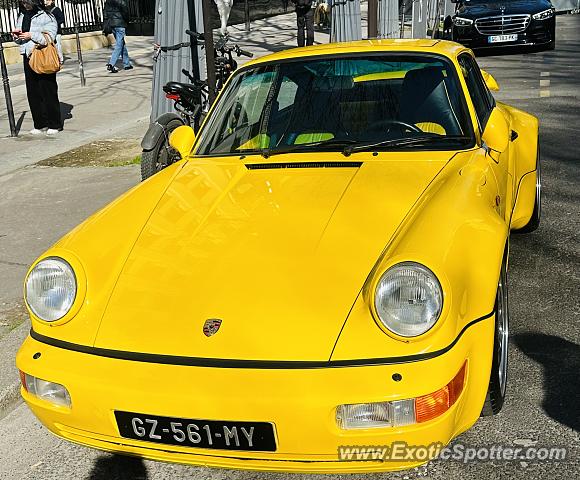 Porsche 911R spotted in Paris, France