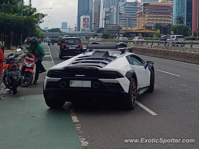 Lamborghini Huracan spotted in Jakarta, Indonesia