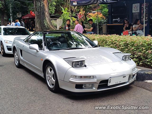 Acura NSX spotted in Jakarta, Indonesia