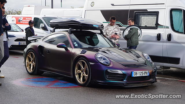 Porsche 911 Turbo spotted in Lyon, France
